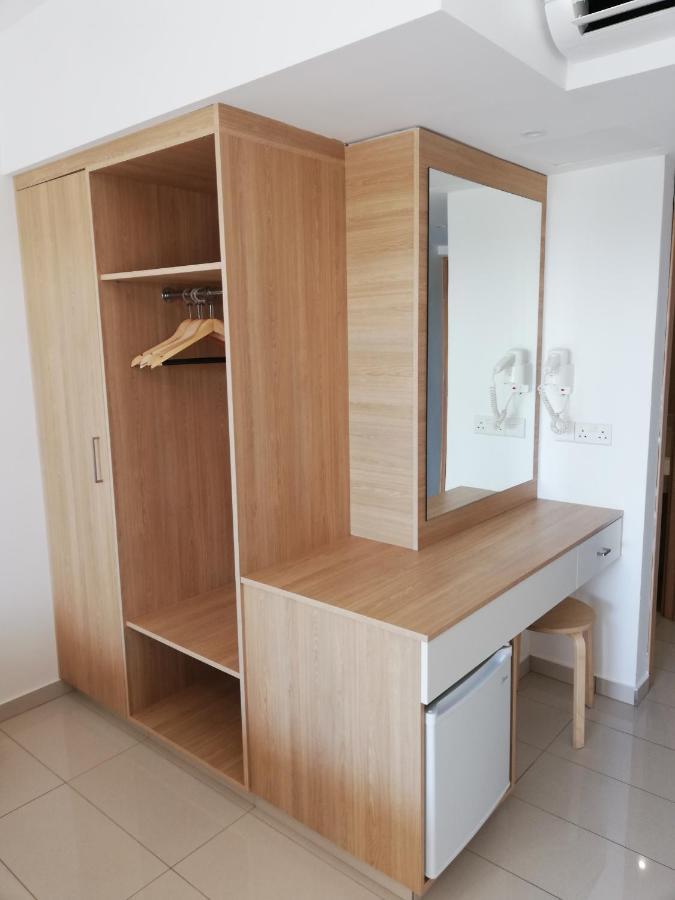 Joy Hotel Apts Айя Напа Екстериор снимка