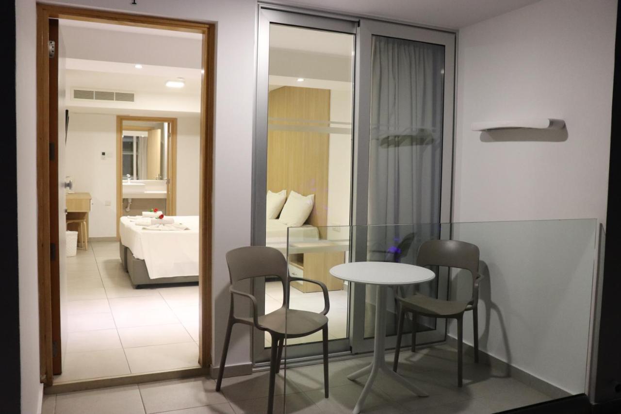 Joy Hotel Apts Айя Напа Екстериор снимка